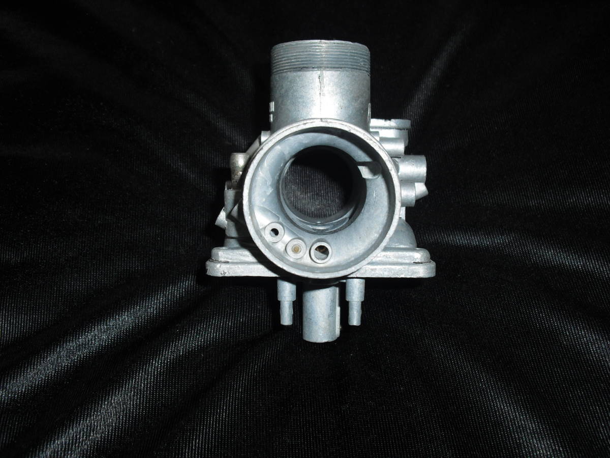 ヤマハ純正 RD350 キャブレター ボディ 右側拍卖