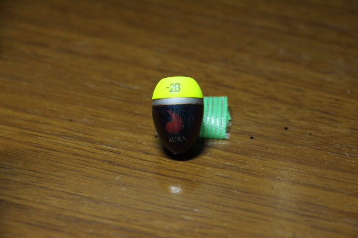 ☆ AURA ☆ -2B サイズ 18.5mm・ 27.2mm・ 5g拍卖