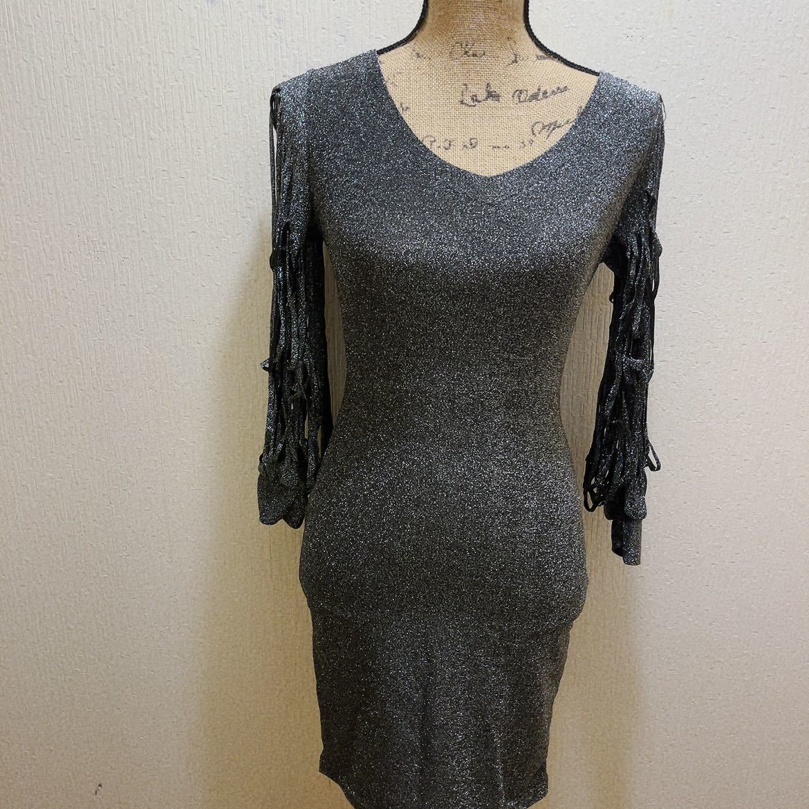 新品★ブラック地シルバーラメ入りワンピース★キャバ&水商売&社交ダンス衣装★L拍卖