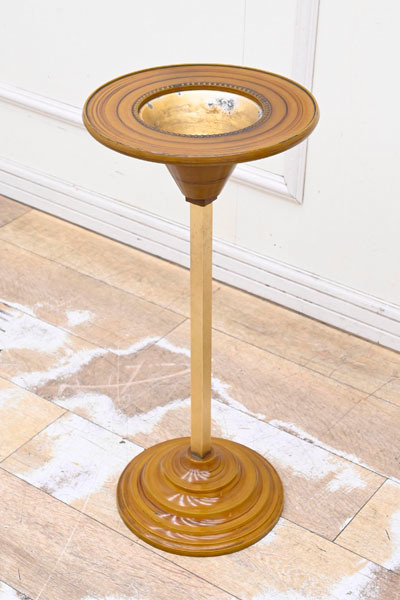 I033 レトロ 古い チーク調 北欧風 灰皿 タバコ盆 喫煙具 花台 フラワーベース ジュエリーケース アンティーク 飾台 オブジェ台拍卖