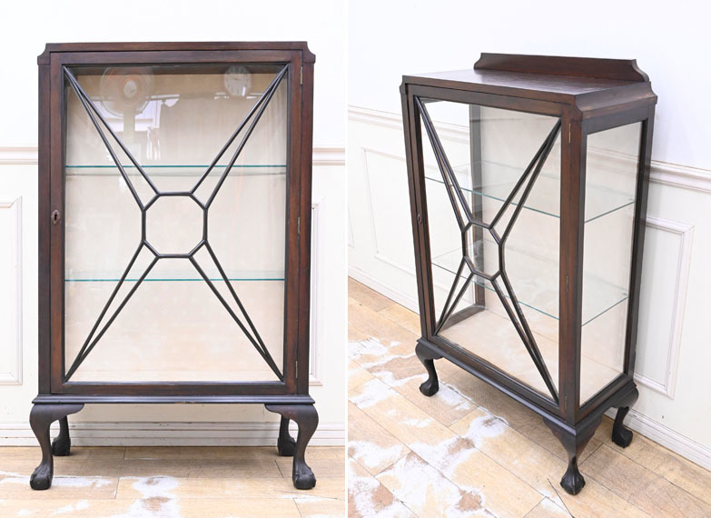 I071 上級品 アンティーク 英国製 イギリス ビンテージ 飾棚 キュリオケース リビングボード コレクションボード 拍卖