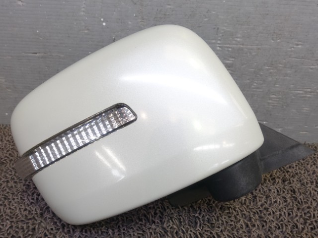 7479 スズキ ソリオバンディット 後期 MA15S サイドミラー右 ドアミラー右 Z7T拍卖