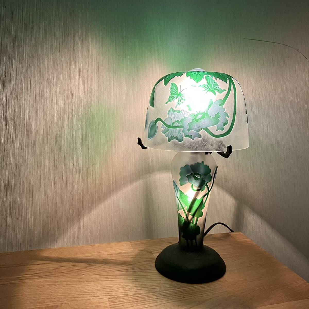 アールヌーボー ガレランプ仕様 被せガラス 卓上ランプ拍卖