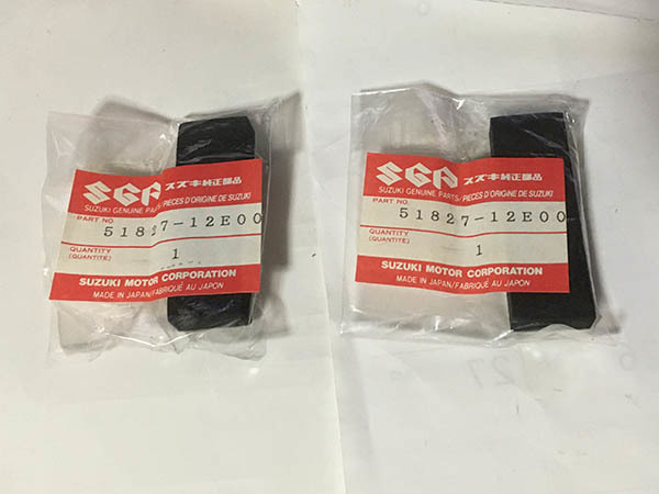 スズキ 純正 カバー クッション 51827-12E00 2個拍卖