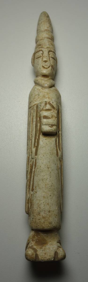 春秋戦国時代 古玉 国士像 根付拍卖