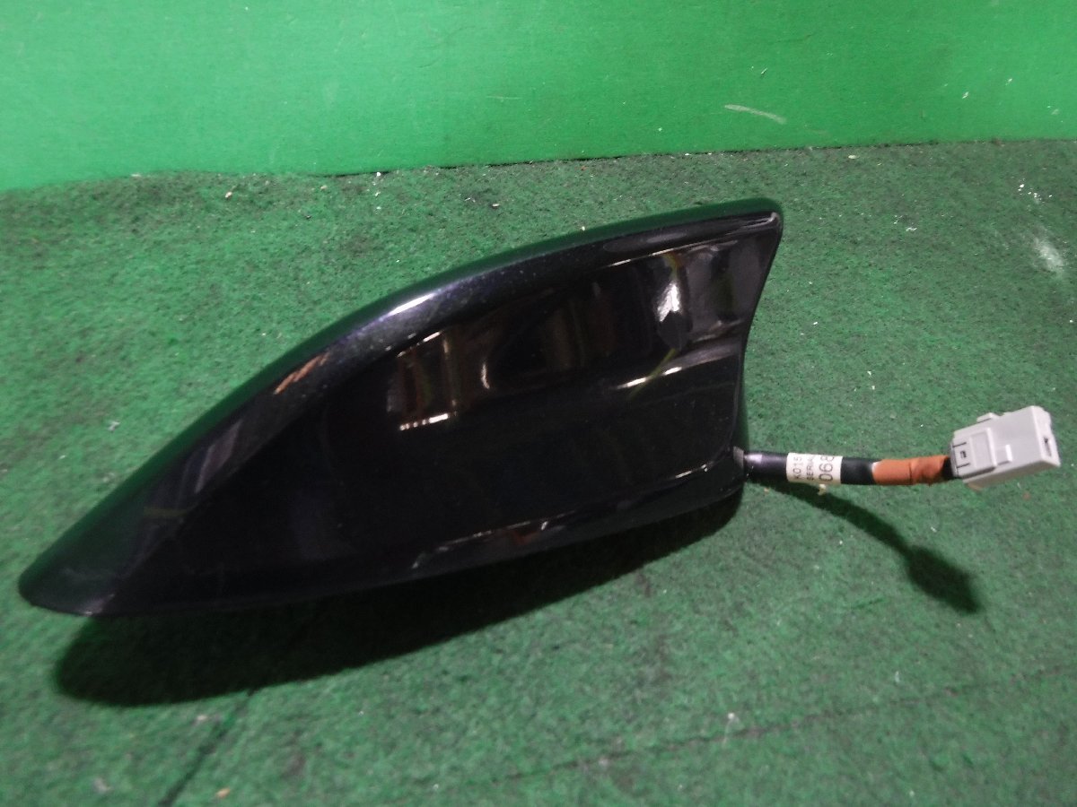 【A】マツダ CX-5 KE2FW ジャンク 純正 アンテナ 005-12 41W/クロ 拍卖