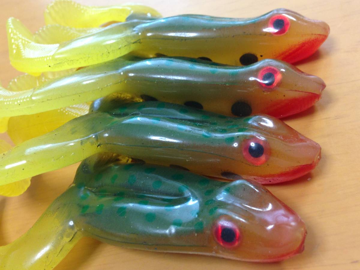 メーカー不明 テールフロッグ グリーンイエロー 4個セット 検索用 ミスターツイスター ホウグフロッグ ライギョ #18-907拍卖