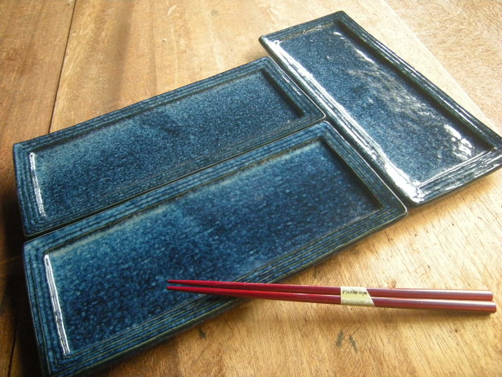 睦◎美濃焼【新品・未使用】リム コバルト 窯変紺 ラピスラズリ ブルー さんま皿(28.5㎝x12.5㎝x2.5㎝)1枚から *お勧め*拍卖