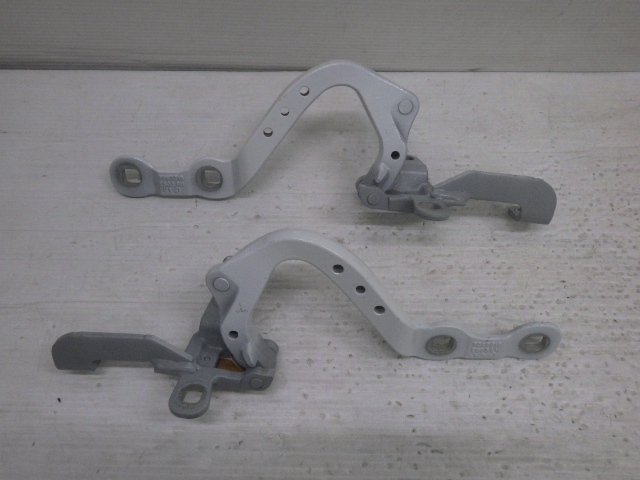 Y0341 美品 中古 BMW X3 G01 LDA-TX20 2019年5月 左右 バックドアヒンジ テールゲートヒンジ 300 アルピンホワイト3 7397315 7397316 即決拍卖