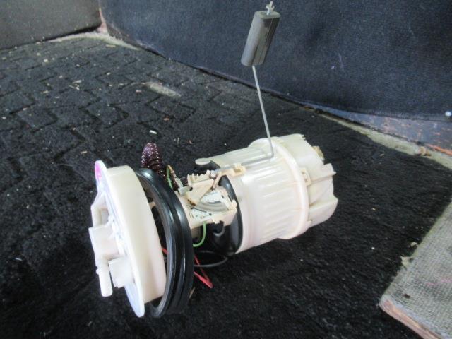 ボルボ 50シリーズ CBA-MB4204S フューエルポンプ V50 B4204S 6FT 452拍卖