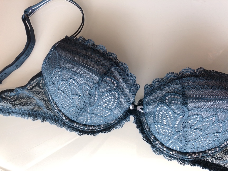 70C☆Chantelle シャンテル フランス海外高級ランジェリー拍卖