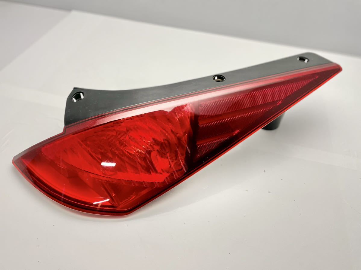 日産 Z33 フェアレディZ 純正 テールランプ テールライト 右 ICHIKOH 4957 (Y3)拍卖