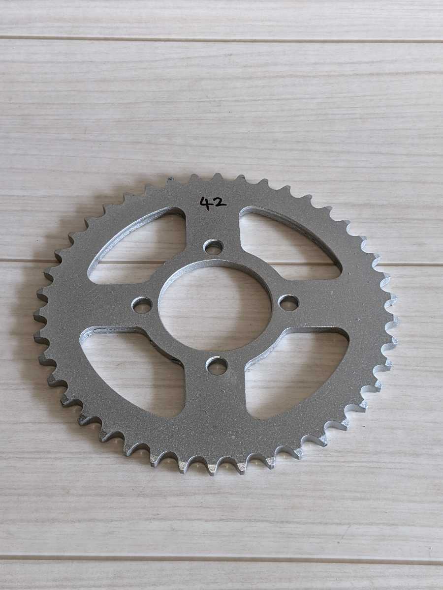 c168 車種不明 リアスプロケット 未使用 送料込み拍卖