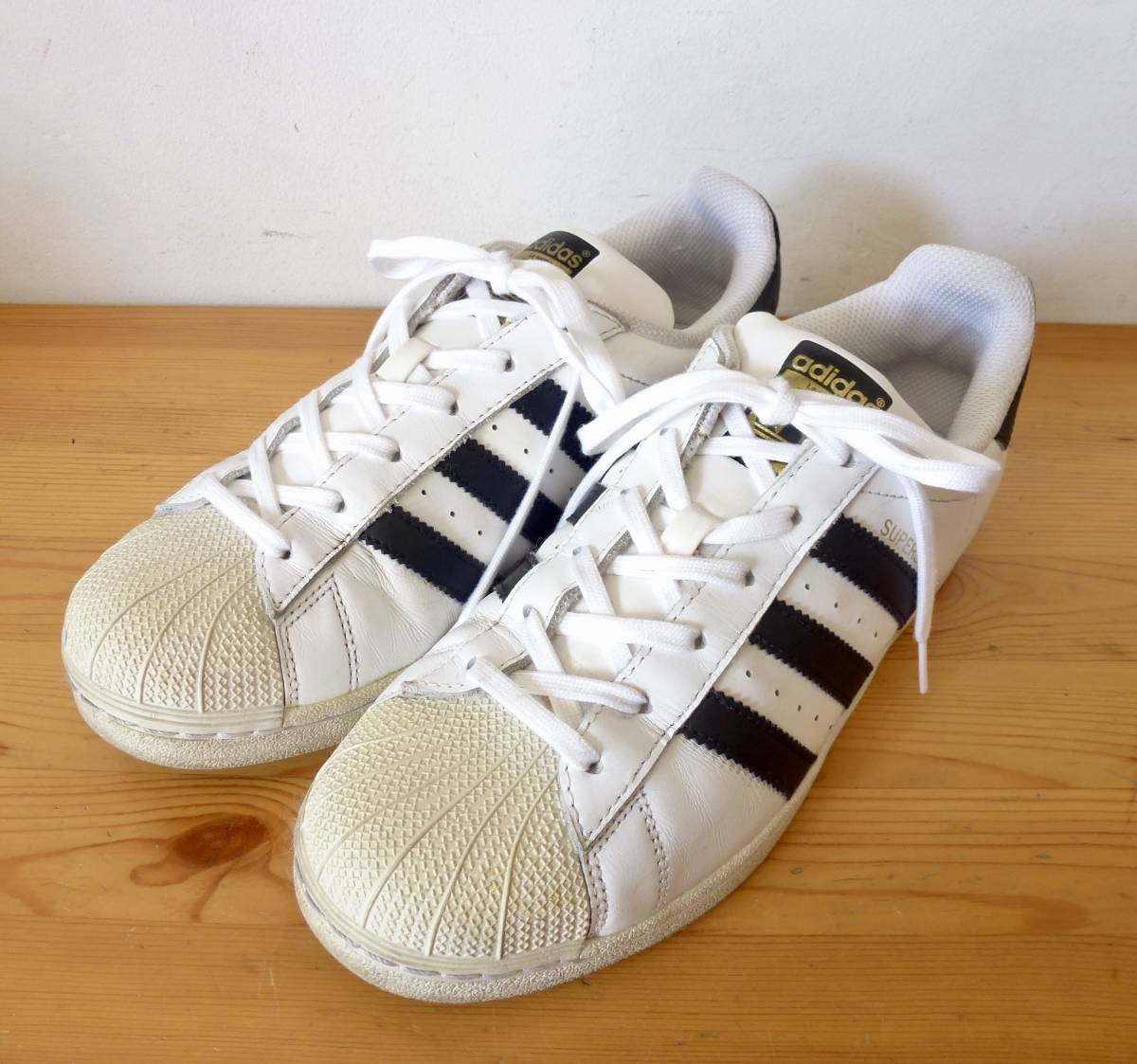 アディダス adidas SUPERSTAR スーパースター 金ベロ 白/黒 25cm 即決あり!拍卖