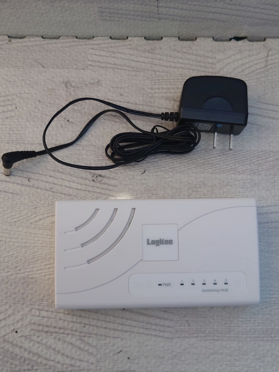 Logitec 5ポート100BASE-TX スイッチングハブ LAN-SW05/PC ロジテック拍卖