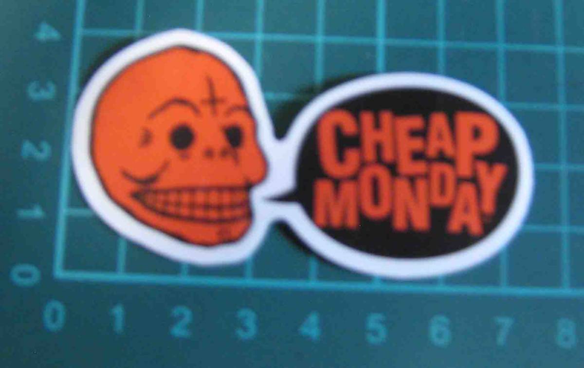 骸骨 CHEAP MONDAY ステッカー バイクのヘルメットなどに拍卖
