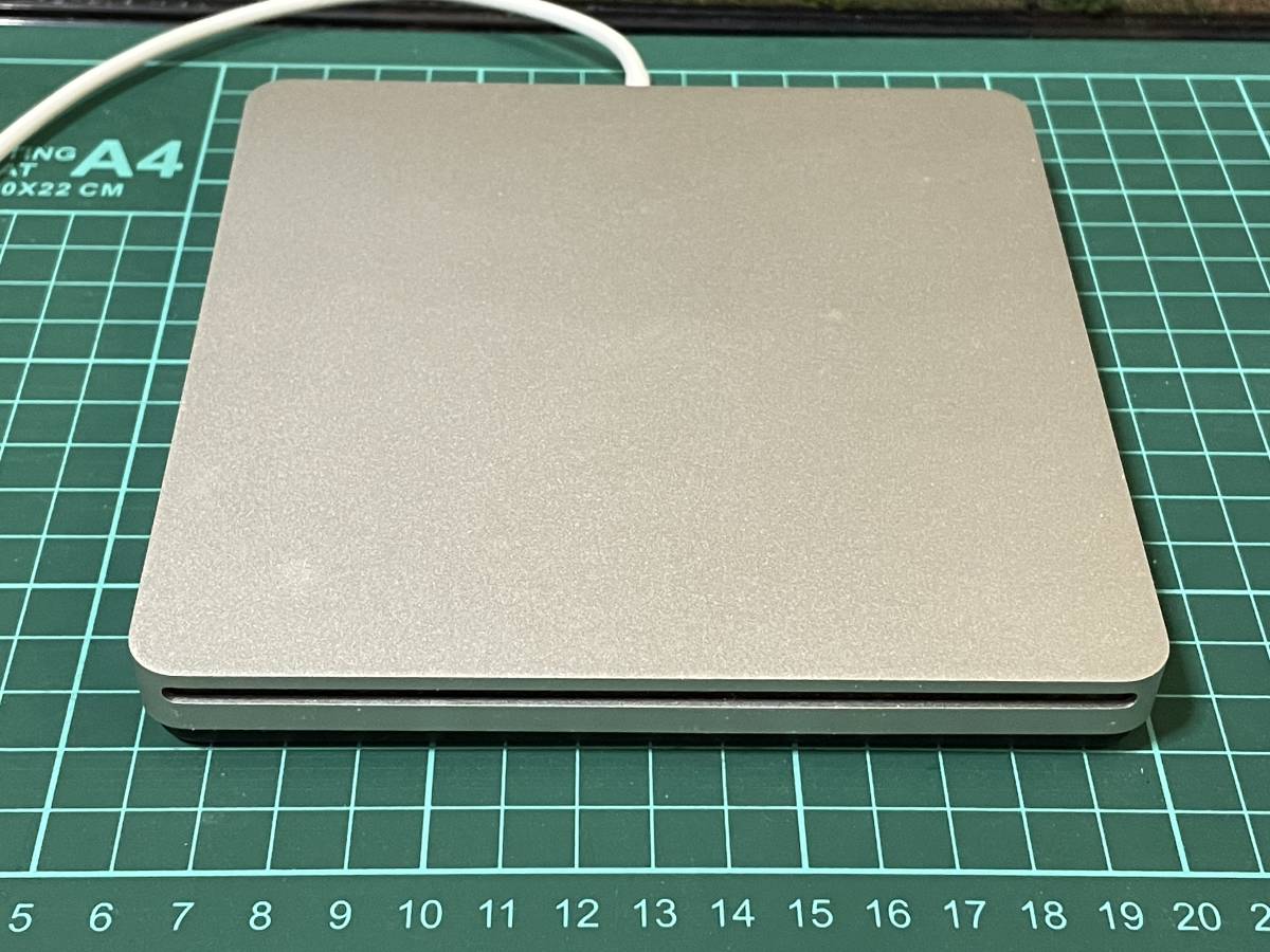 Apple USB SuperDrive MD564ZM/A【完動品】拍卖