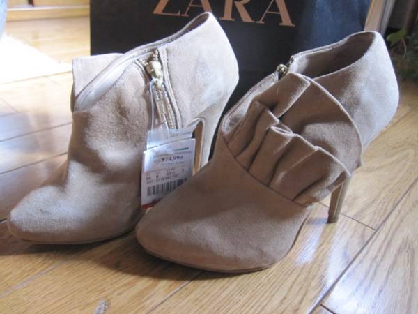 ZARA 足が綺麗に見えるスエード ブーティ- 拍卖