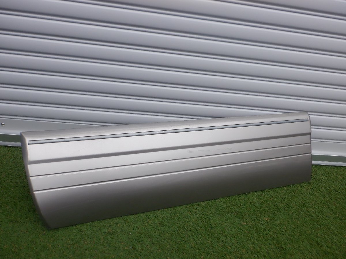 トヨタ純正 UZJ100W HDJ101K 100 ランドクルーザー ランクル フロント ドアパネル プロテクター 左側 75072-60030 グレー m-23-9-338拍卖