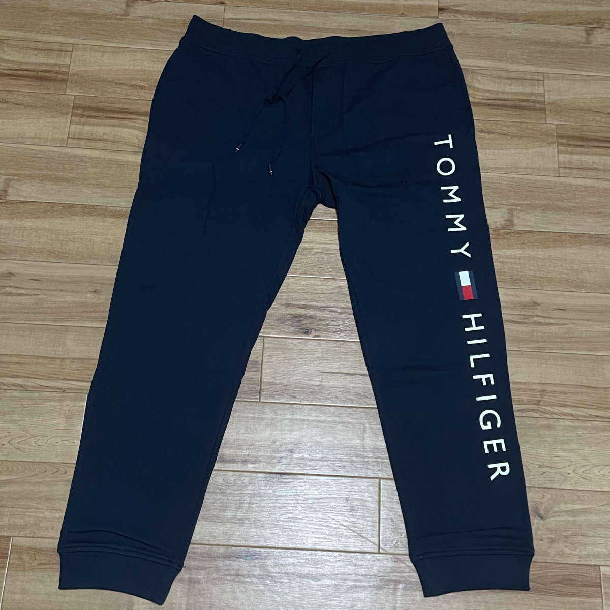 【 TOMMY HILFIGER 】トミーヒルフィガー USA正規品 ロゴスウェットパンツ スウェット ストリート ベーシック ネイビー (M)拍卖