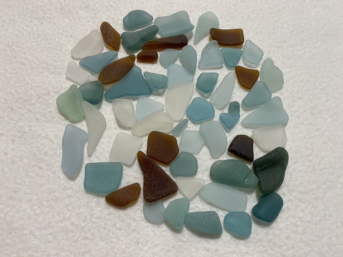 シーグラス200g 瀬戸内海 S820 ビーチグラ 小、中サイズ 若干良質セット コレクションや工作や作品造りにどうぞ拍卖