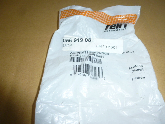 ヴァナゴンT4/ヴァナゴンT3/GOLF1/GOLF2/GOLF3用オイルプレッシャースイッチ新品高圧側用1.8Bar白拍卖