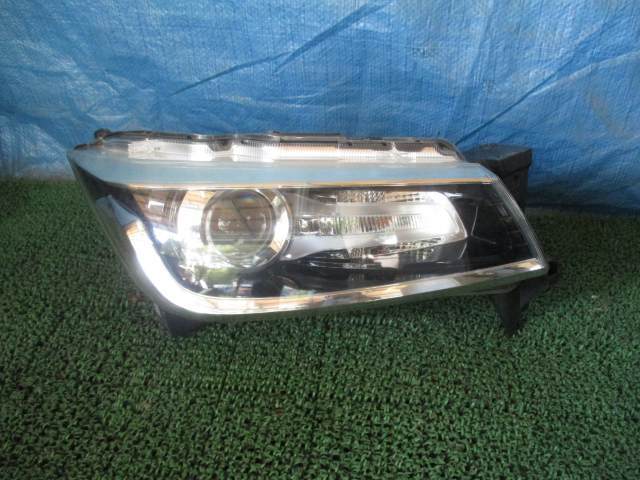 ☆★DAA-MA36S ソリオバンディット ハイブリッド LED 右ヘッドライト★☆拍卖