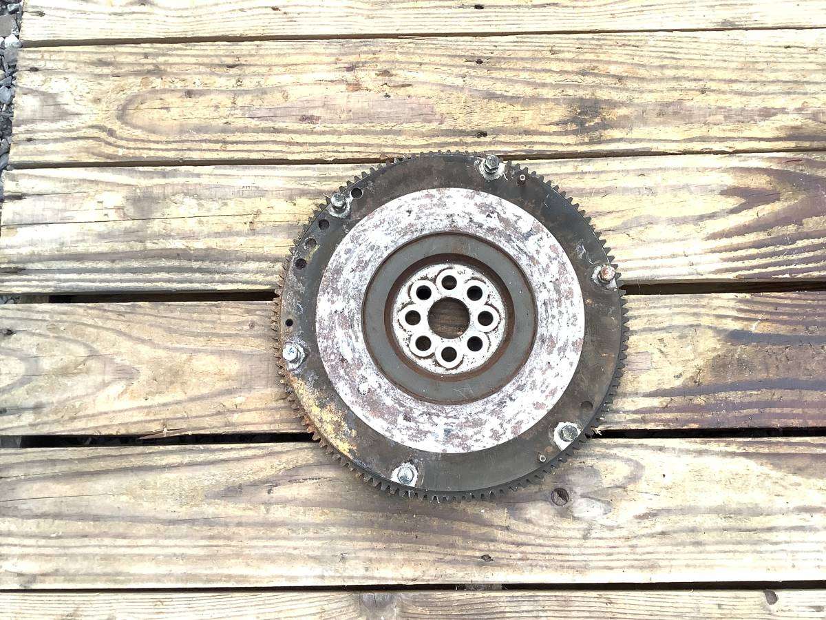 DR30 スカイライン 前期 RS フライホイール FJ20E 71B ジャンク拍卖