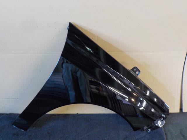 ビアンテ CCEFW 右フロントフェンダー A3F/黒【個人宅宛発送不可】拍卖