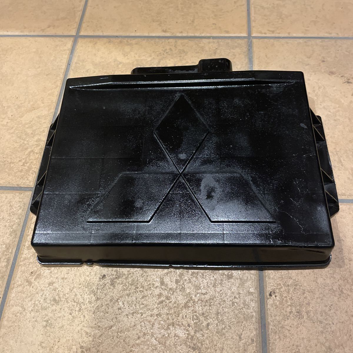 バッテリー カバー 三菱 ふそう ファイター FUSO Fighter 中型 4t拍卖