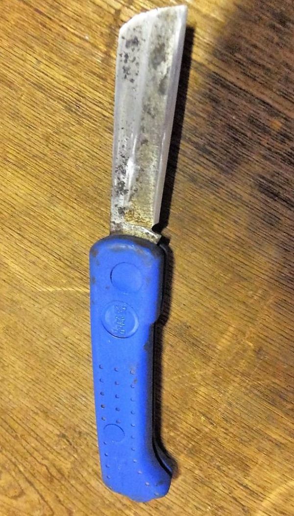 ▲ろ-918 ナイフ 目立用 中古 鍛造品 工具 大きさ/約寸:長さ21cm 刃渡り7cm 幅2cm 重さ200g拍卖