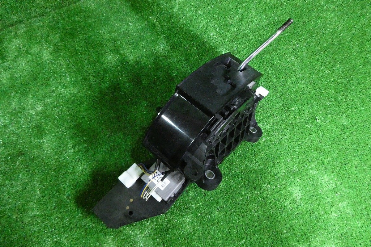 【A59016】◇ラクティス NCP100 シフトレバー拍卖