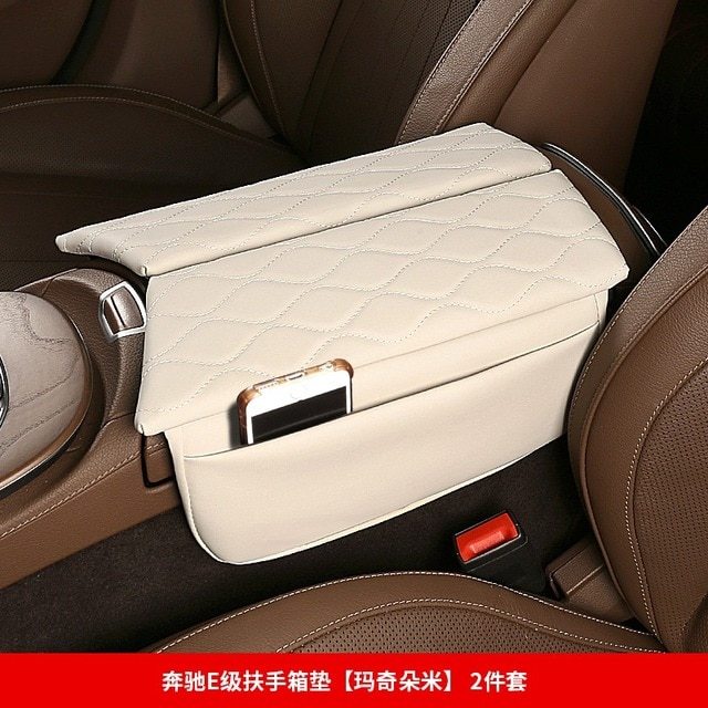 ベージュ メルセデスベンツW213 eクラス2017-2022 cls 2018-2022コンソールアームレストボックスカバーパッドアンチスクラッチクッション拍卖