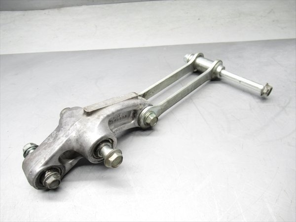 F2R5-0911 スズキ ジェンマ250 リアサス リンク 純正品 【CJ47A-104~ 動画有】拍卖