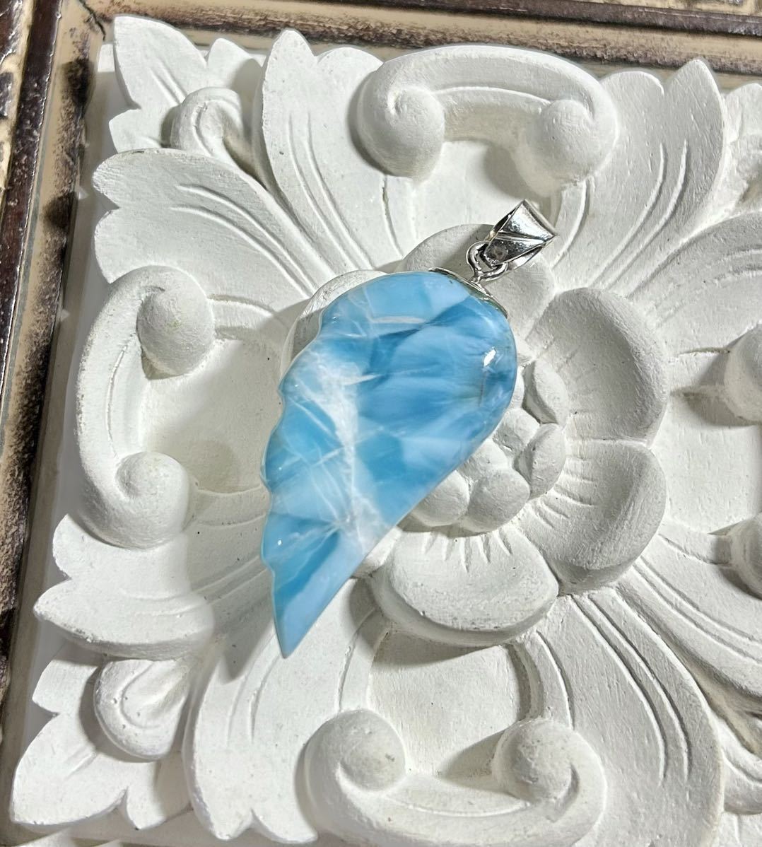 ■ 高品質 ラリマー 羽 ブルー&ホワイト ペンダントトップ★個性的 天然石 ドミニカ産 ☆。.:*・゜拍卖