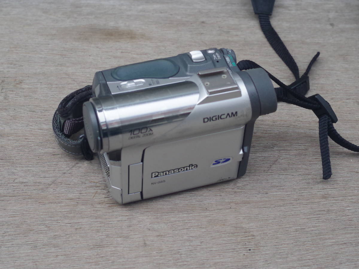 M9821 PANASONIC NV-GS5 デジタルビデオカセットレコーダー 通電動作チェックなし 60サイズ(0509)拍卖