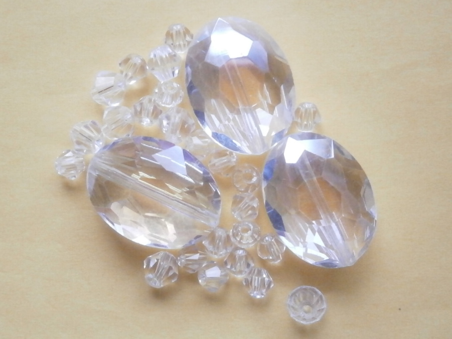 ガラスビーズ★オーバル★クリア系★①拍卖