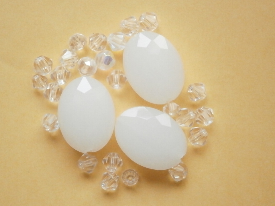 ガラスビーズ★オーバル★ホワイト系★A拍卖