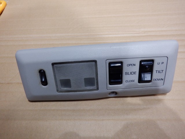 FJ80G ランクル ランドクルーザー 純正 サンルーフ スイッチ 43899/b1拍卖