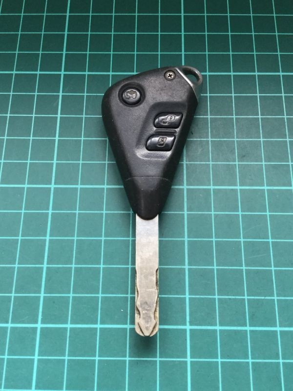 SB2514 送185円 スバル 純正 キーレス リモコン アウトバック レガシー ツーリングワゴン等 3B 3ボタン拍卖