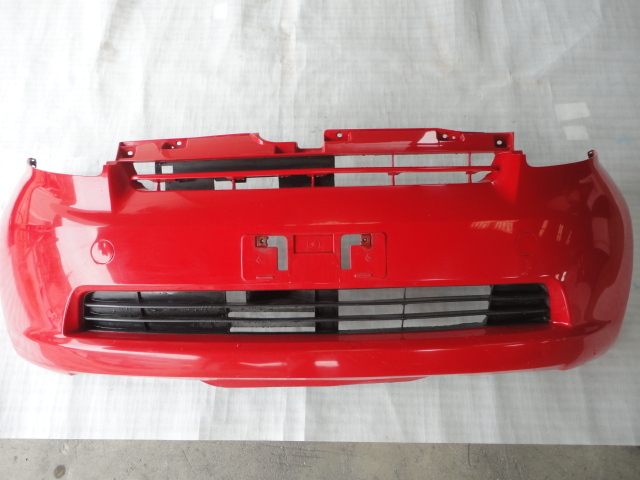 KGC10 KGC15 QNC10 パッソ フロントバンパー 純正 52119-B1010 TOYOTA PASSO拍卖