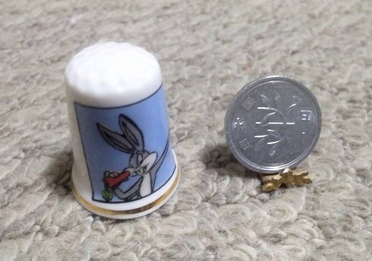 バックスバニー*英国*バーチクロフト社製*シンブル*指貫**裁縫道具*指ぬき*ウサギ・うさぎ・ラビット拍卖