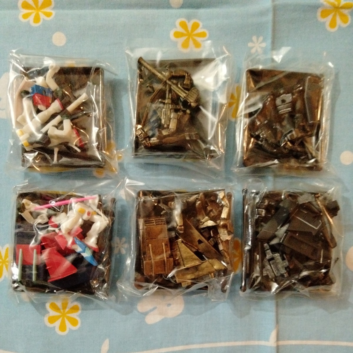 機動戦士 ガンダム 総集編 森永 チョコスナック フィギュア Gスカイ フルカラー メタリック カッパー ブラック Ver. 6種セット 未開封新品拍卖