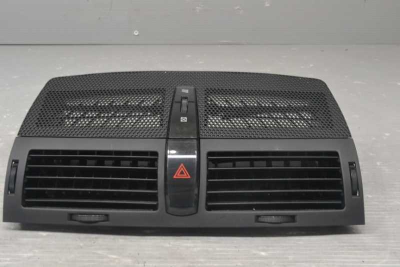 マーク X 後期(GRX120 GRX121 GRX125) 純正 破損無 取付OK 動作保証 センター エアコン吹出口 ハザードスイッチ付 k075294拍卖