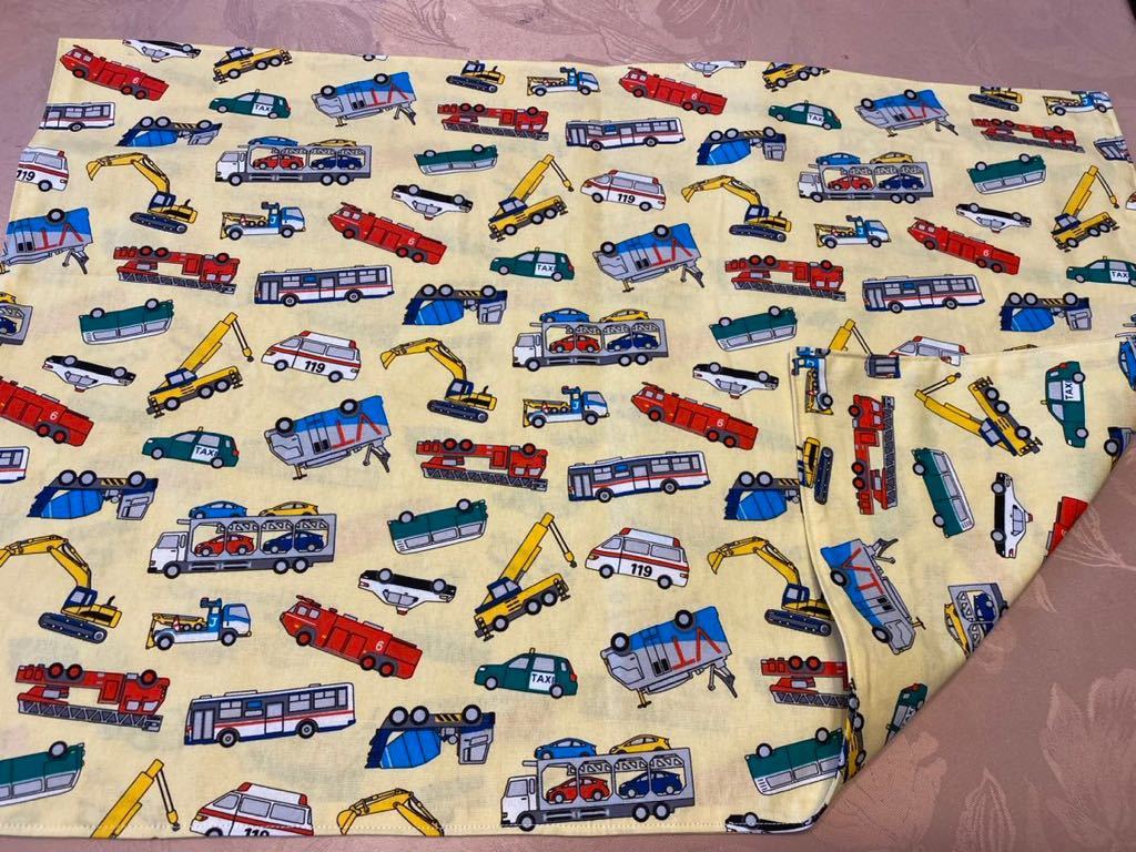 No.631 大判裏付ランチョンマット ハンドメイド 40x60 働く車 クリーム色拍卖