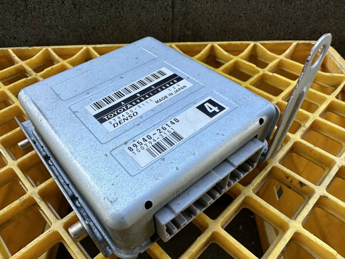 ★☆100系 ハイエースワゴン KZH106 1KZTE ABSコンピューター 89541-26040 中古 埼玉所沢発 ★☆彡拍卖