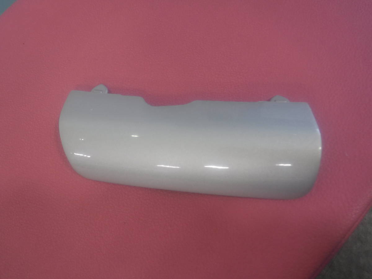 スズキHE21Sラパン純正フロントバンパー牽引フックカバー71712-75H00-Z2Sけん引フック カバー71712-75H即決即日発送可能!!拍卖