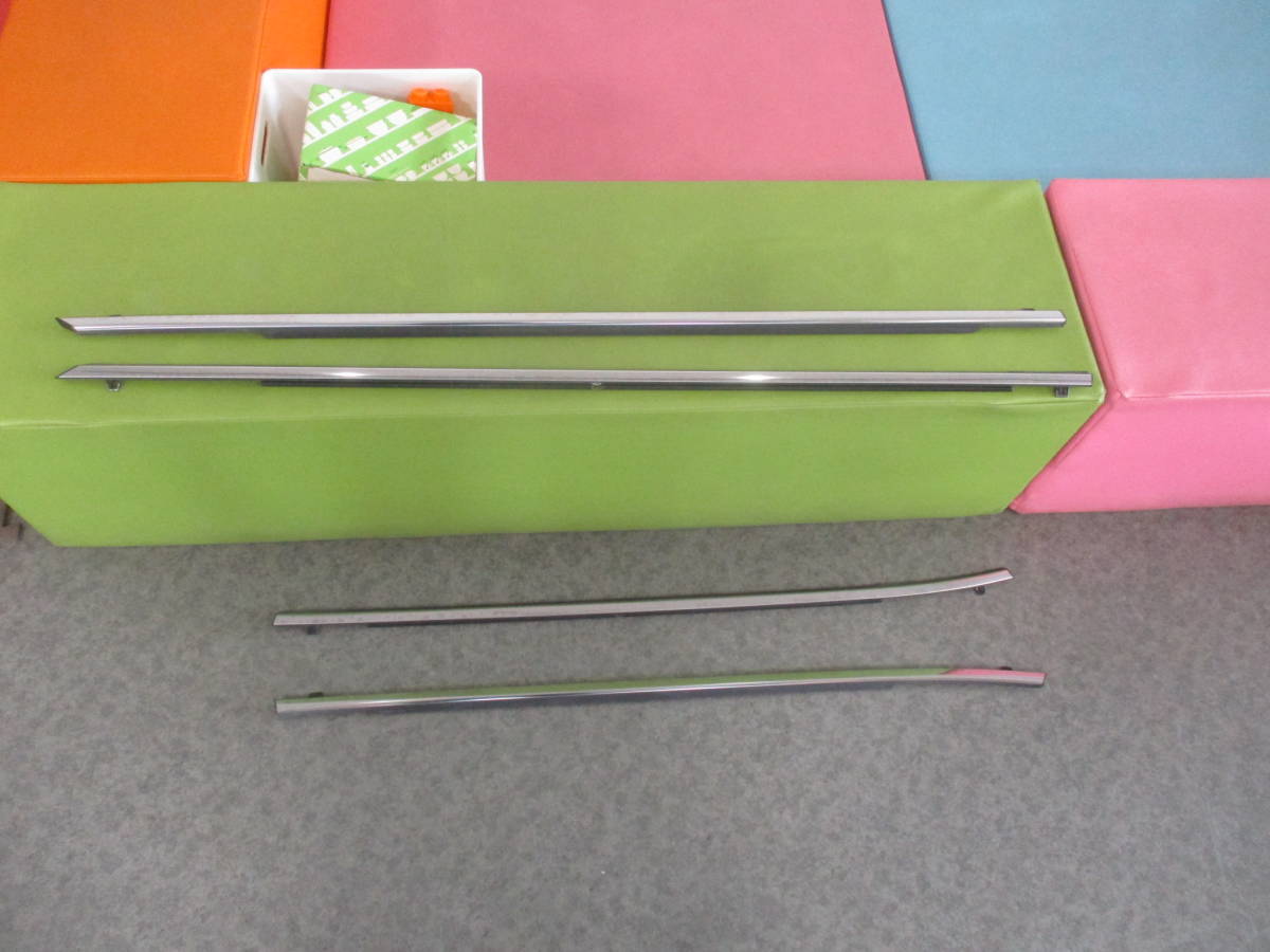 マツダCX-30純正DM8P純正ベルトラインモールDMFPフロントドア左リアドア右リヤドア水切りモール1台分ベルトライン モール即決即日発送可能拍卖