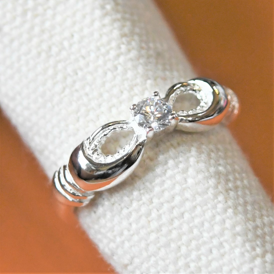 SR2365 指輪シルバー925刻リング 11号 かわいい キュービックジルコニア 送料無料拍卖