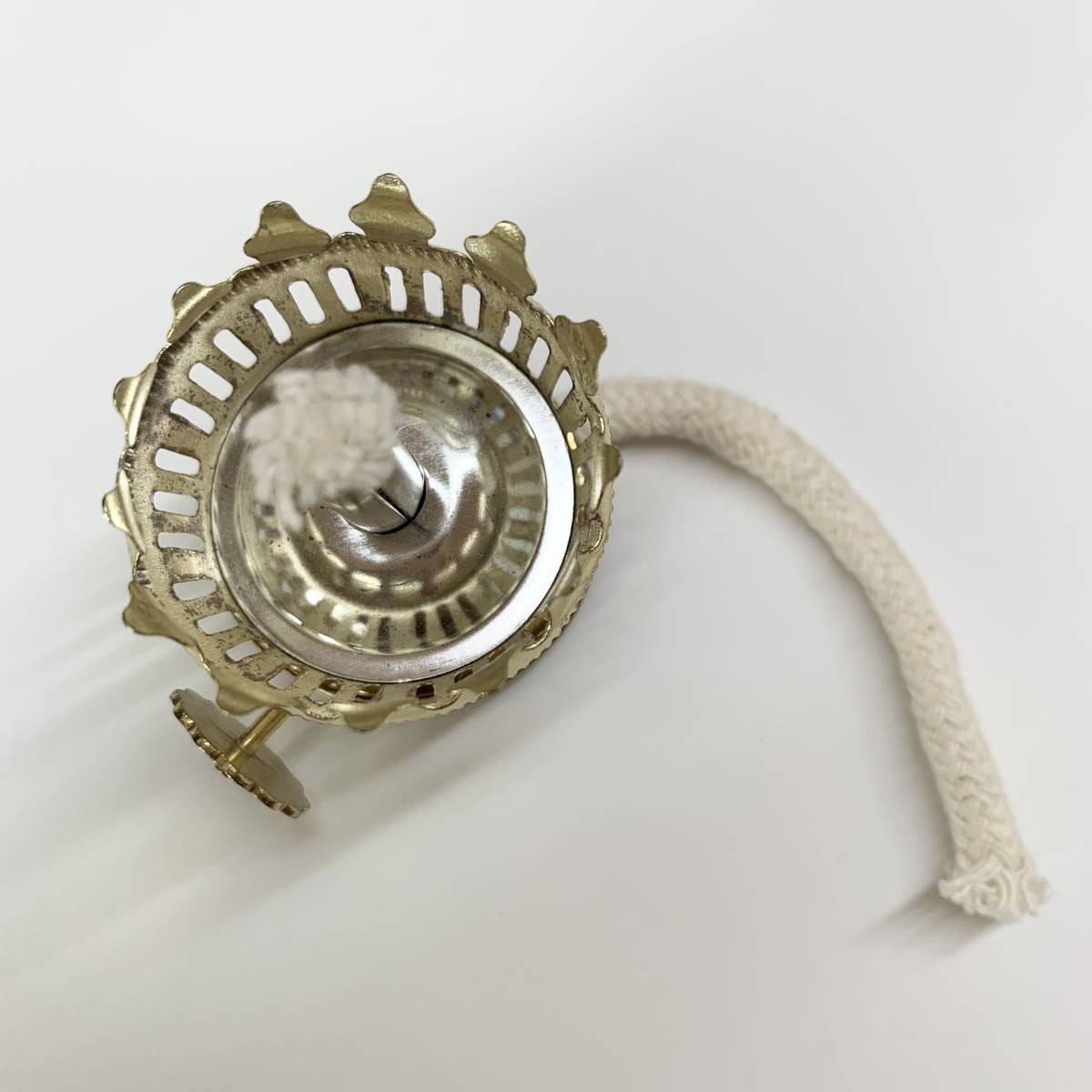 送料込み【即納】オイルランプ バーナー 交換用 部品(直径3.5cm)拍卖